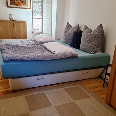 Fewo Garten - Eigener Eingang- Wlan-Parkplatz,Netflix, Terrasse,Doppelbett Und Schlafcouch Oberhausen  Exteriör bild